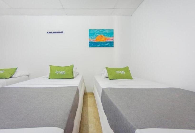 هتل Puerto Vigia Inn