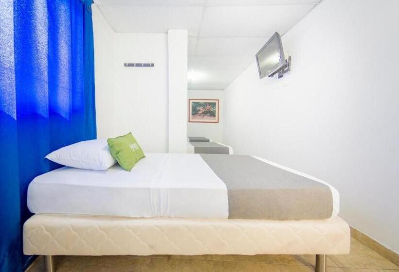 هتل Puerto Vigia Inn