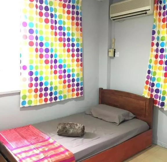 هتل Ranau Backpackers Hostel