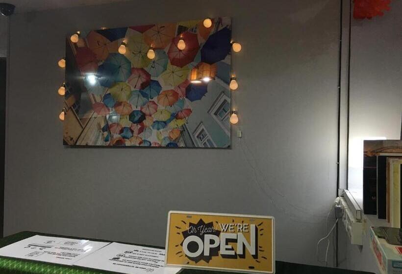 فندق Ranau Backpackers Hostel