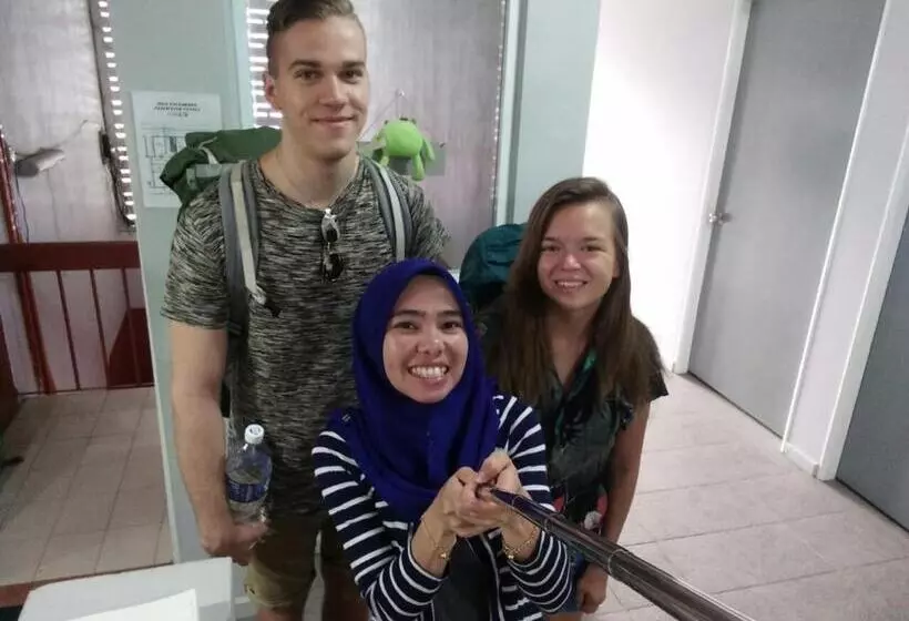 هتل Ranau Backpackers Hostel