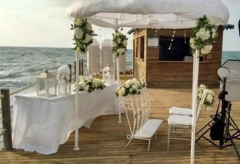 ペンション Cabañas La Fragata