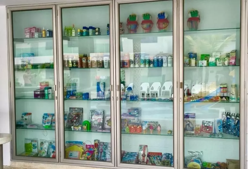 ペンション Cabañas La Fragata