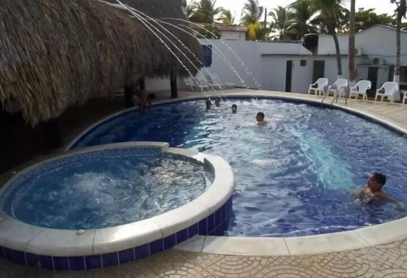 ペンション Cabañas La Fragata