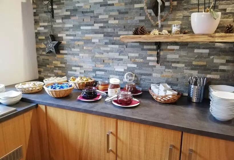 Majatalo Gasthof Zellerstuben