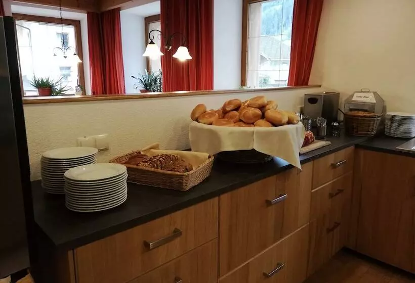 Majatalo Gasthof Zellerstuben