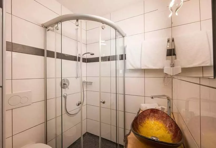 Majatalo Gasthof Zellerstuben