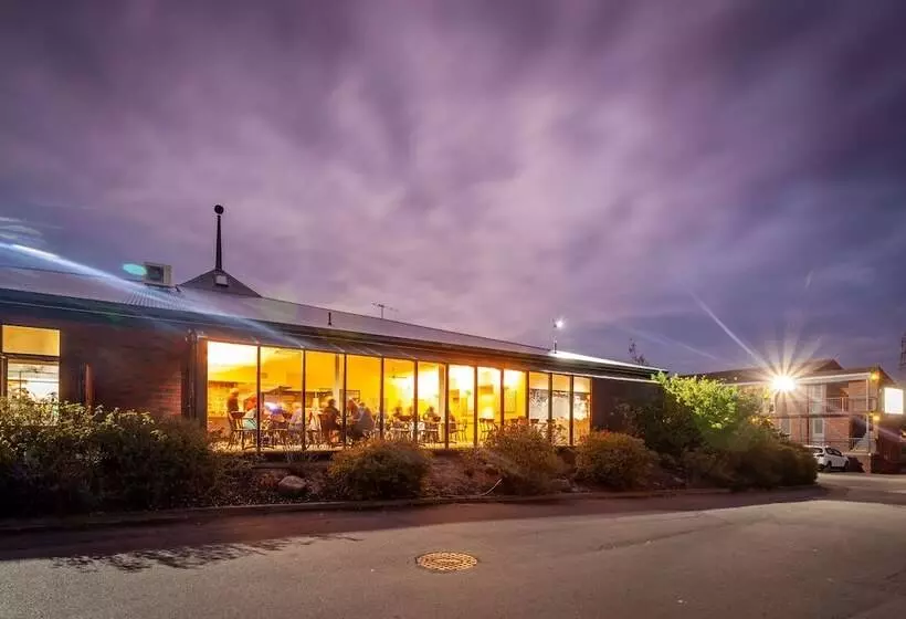 ユースホステル Mornington Inn