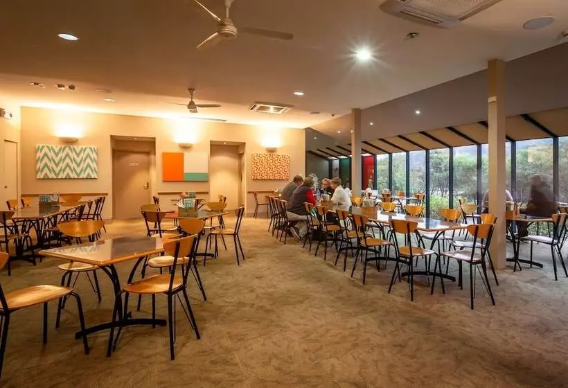 ユースホステル Mornington Inn