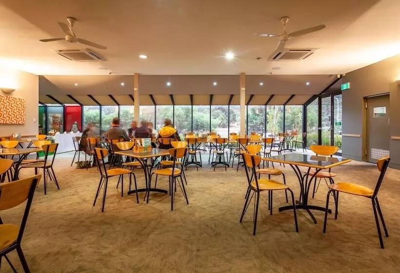 ユースホステル Mornington Inn