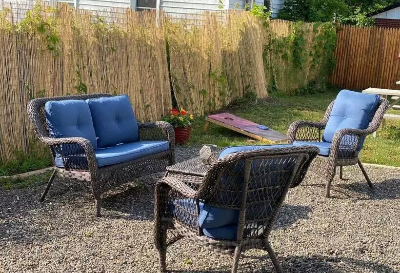 Retkeilymaja Murphys Law Inn 4