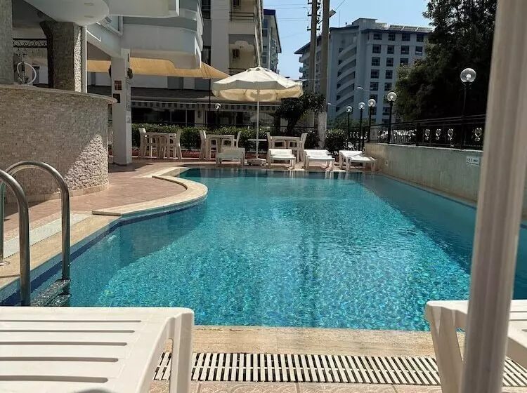 Christina Apart Otel