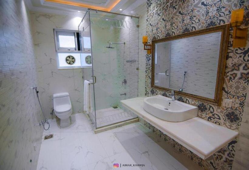 Hotel Arish Luxury Suites