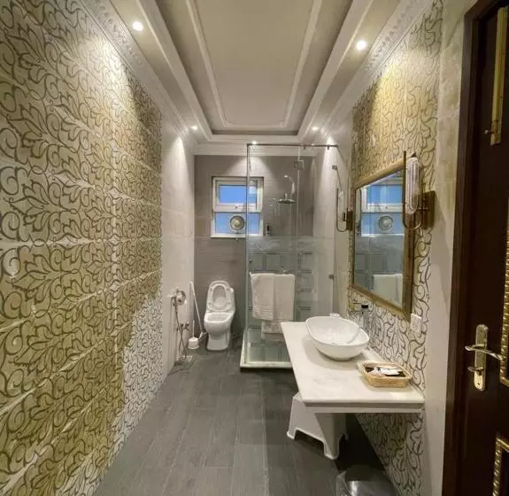 هتل Arish Luxury Suites