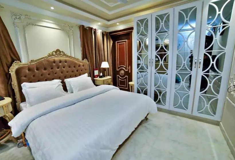 هتل Arish Luxury Suites