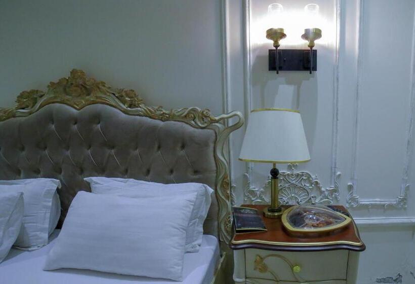 Hotel Arish Luxury Suites