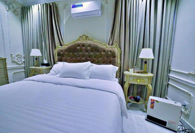 Hotel Arish Luxury Suites