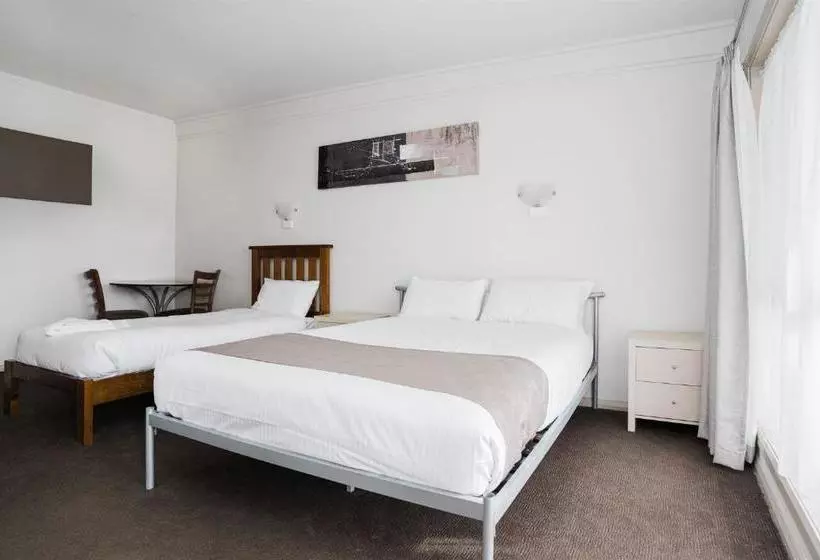 Hotelli Hurley's Bar & Bistro