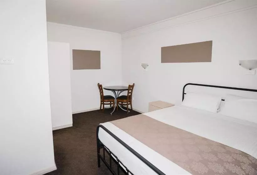 Hotelli Hurley's Bar & Bistro