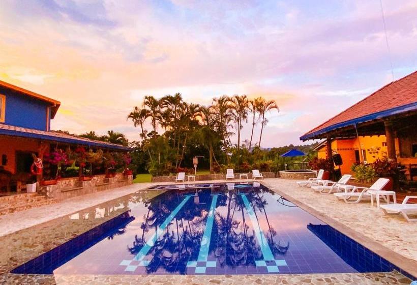 בית מלון כפרי Los Robles Fredonia