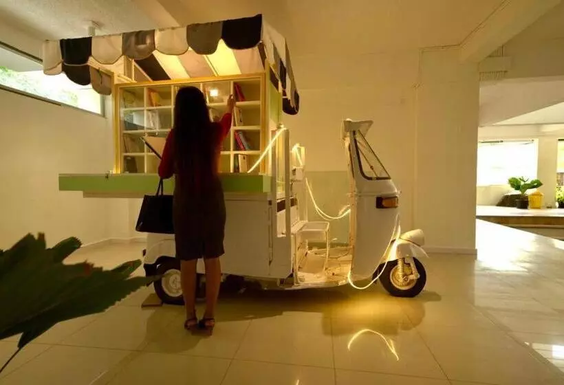 ホテル Niasha Youth Hostel