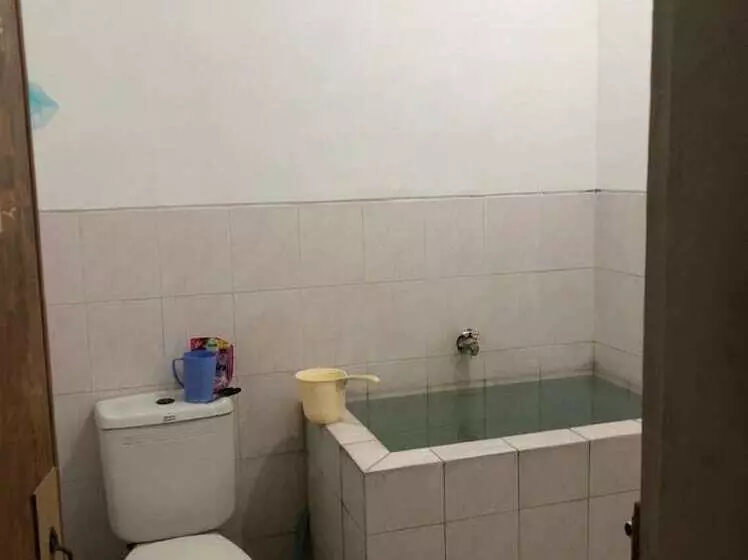 Hotelli Oyo 90482 Rumah Oma Syariah