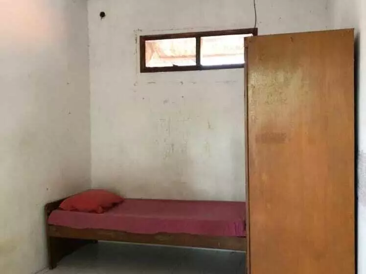 Hotelli Oyo 90482 Rumah Oma Syariah