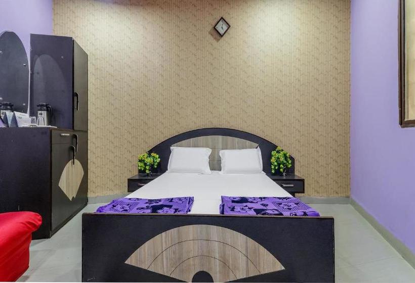 Hotel Vaccinated Staff Spot On 46032  Laxmi Narayan