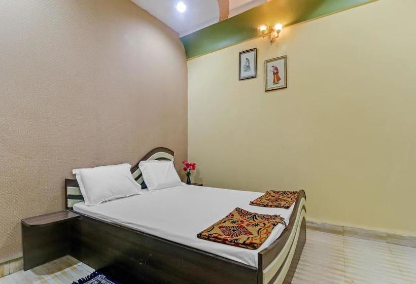 Hotel Vaccinated Staff Spot On 46032  Laxmi Narayan