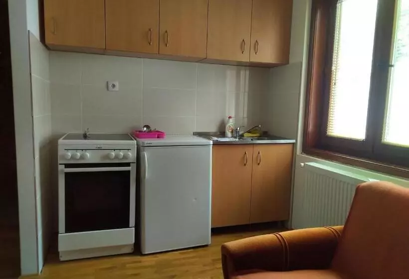 Majatalo Apartments And Rooms Vicko