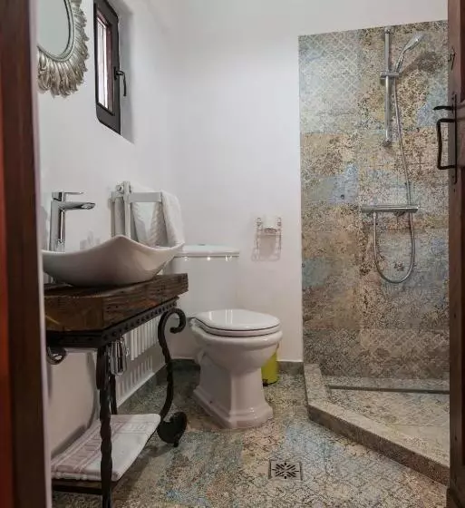 Majatalo Crama Apogeum   Adult Only