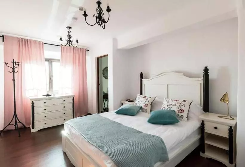 Majatalo Crama Apogeum   Adult Only