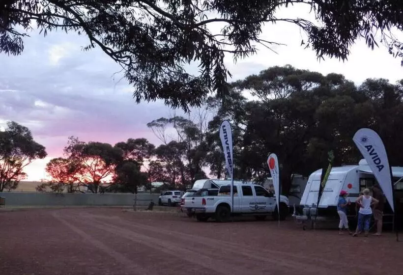 Wudinna Gawler Ranges Motel And Caravan Park