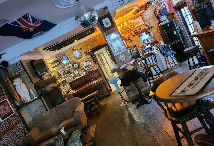 Alberg Les Fleurs Accommodation