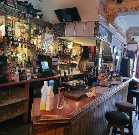 Alberg Les Fleurs Accommodation