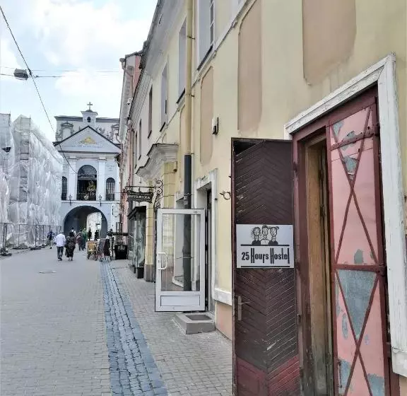 25 Hours Hostel