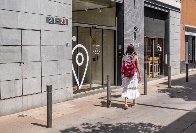 هاستل Latroupe Poblenou Beach