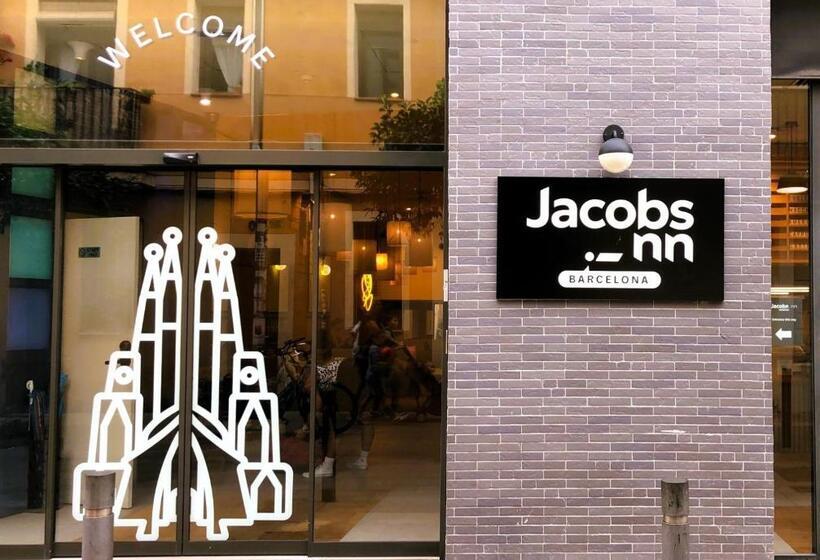 هاستل Latroupe Poblenou Beach