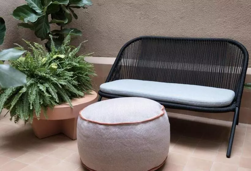 هاستل Latroupe Poblenou Beach