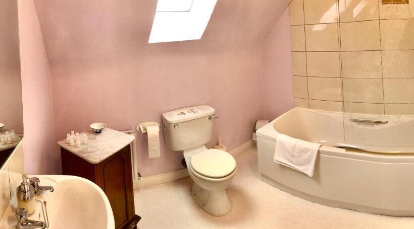 Bed and Breakfast Derrynane Bay House