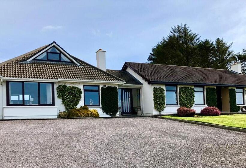 Bed and Breakfast Derrynane Bay House