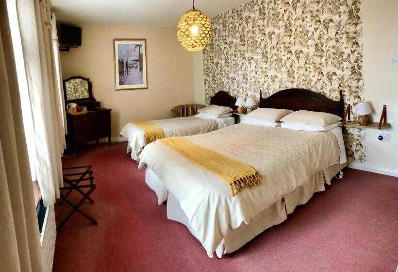 Bed and Breakfast Derrynane Bay House