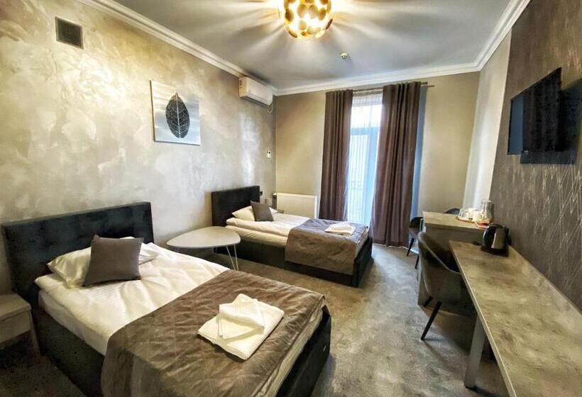 ホテル кайзервальд карпати