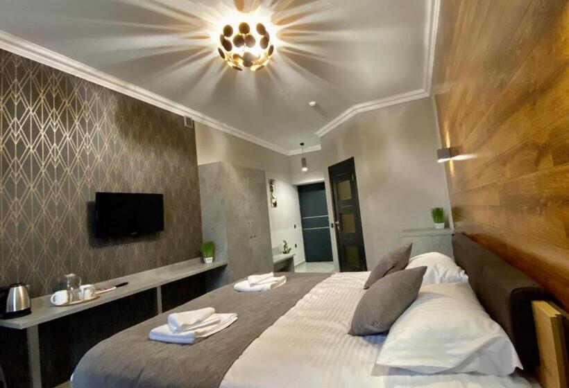 ホテル кайзервальд карпати