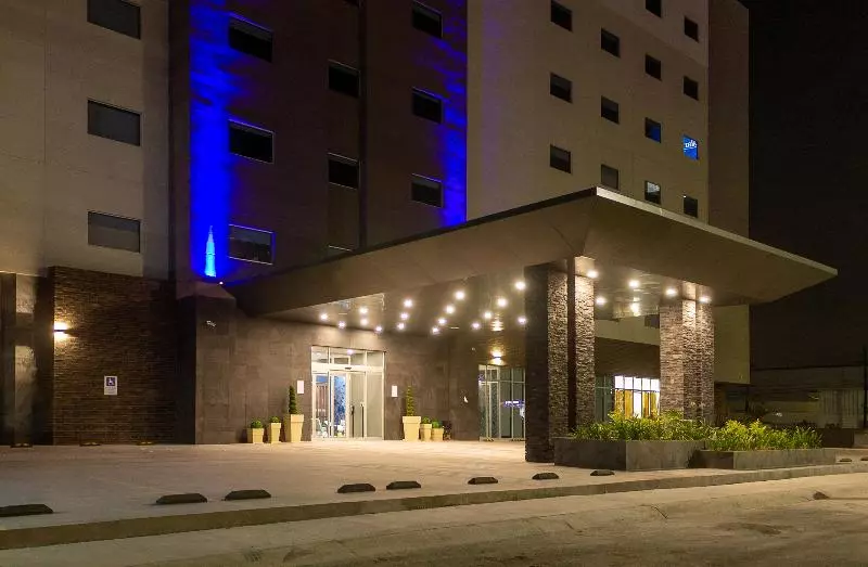 Hotelli Holiday Inn Express & Suites   Tijuana Otay, An Ihg