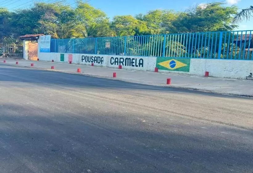 ホテル Pousada Carmela