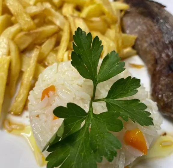 Hotelli Ribeira House