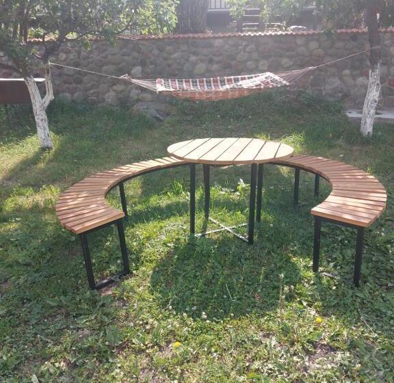 پانسیون Golden Star Kazbegi