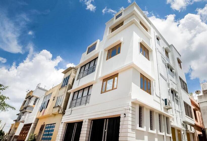 Pensionat Home Khan Basera Near Iter College