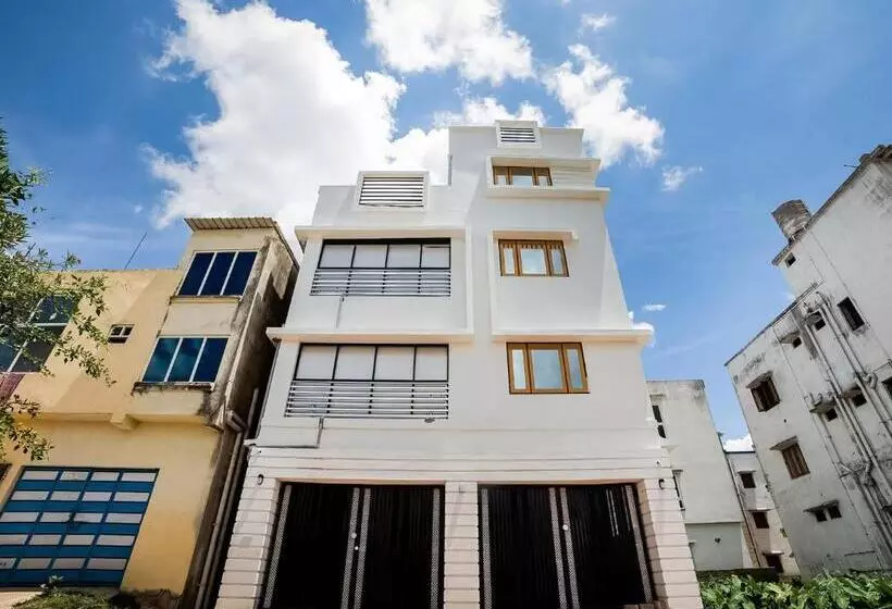 ペンション Home Khan Basera Near Iter College